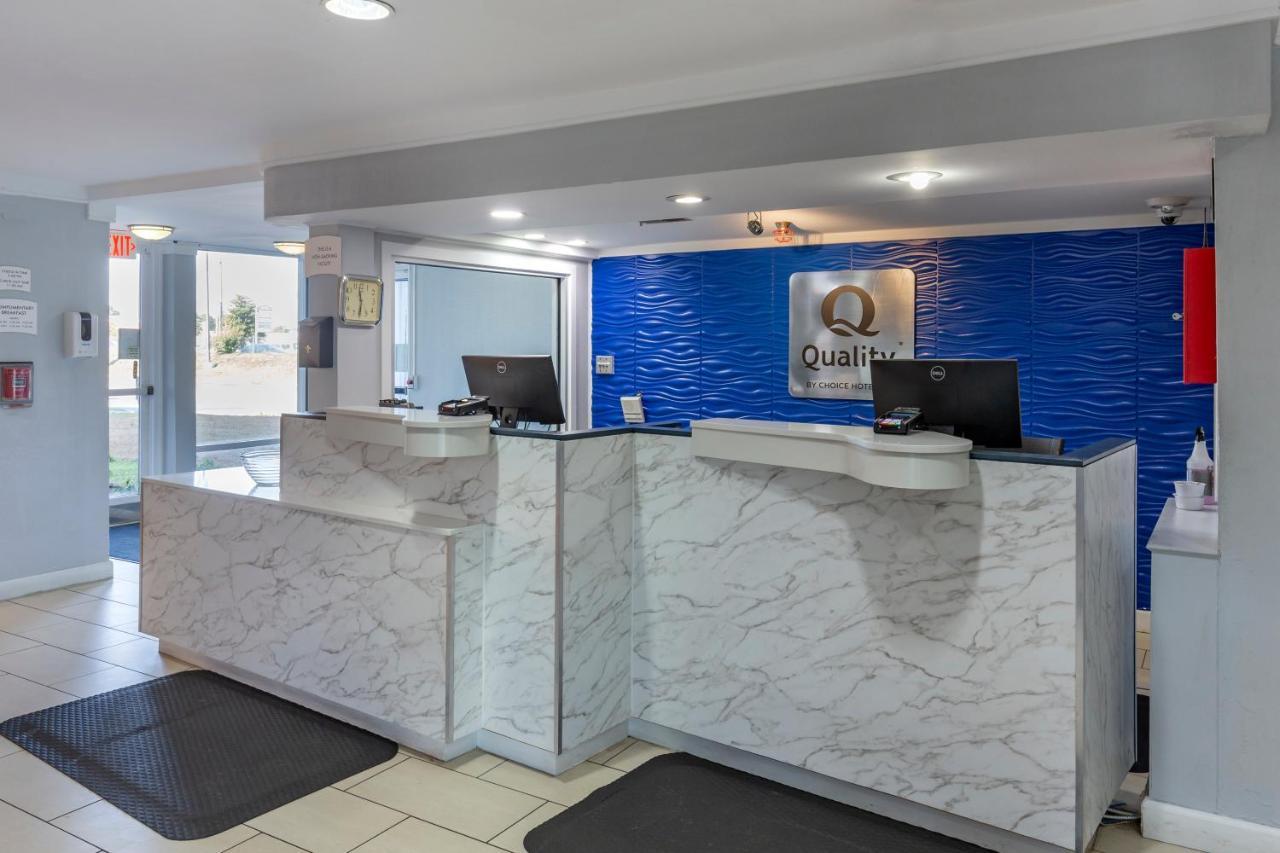 Quality Inn Fayetteville Near Fort Bragg Exterior foto